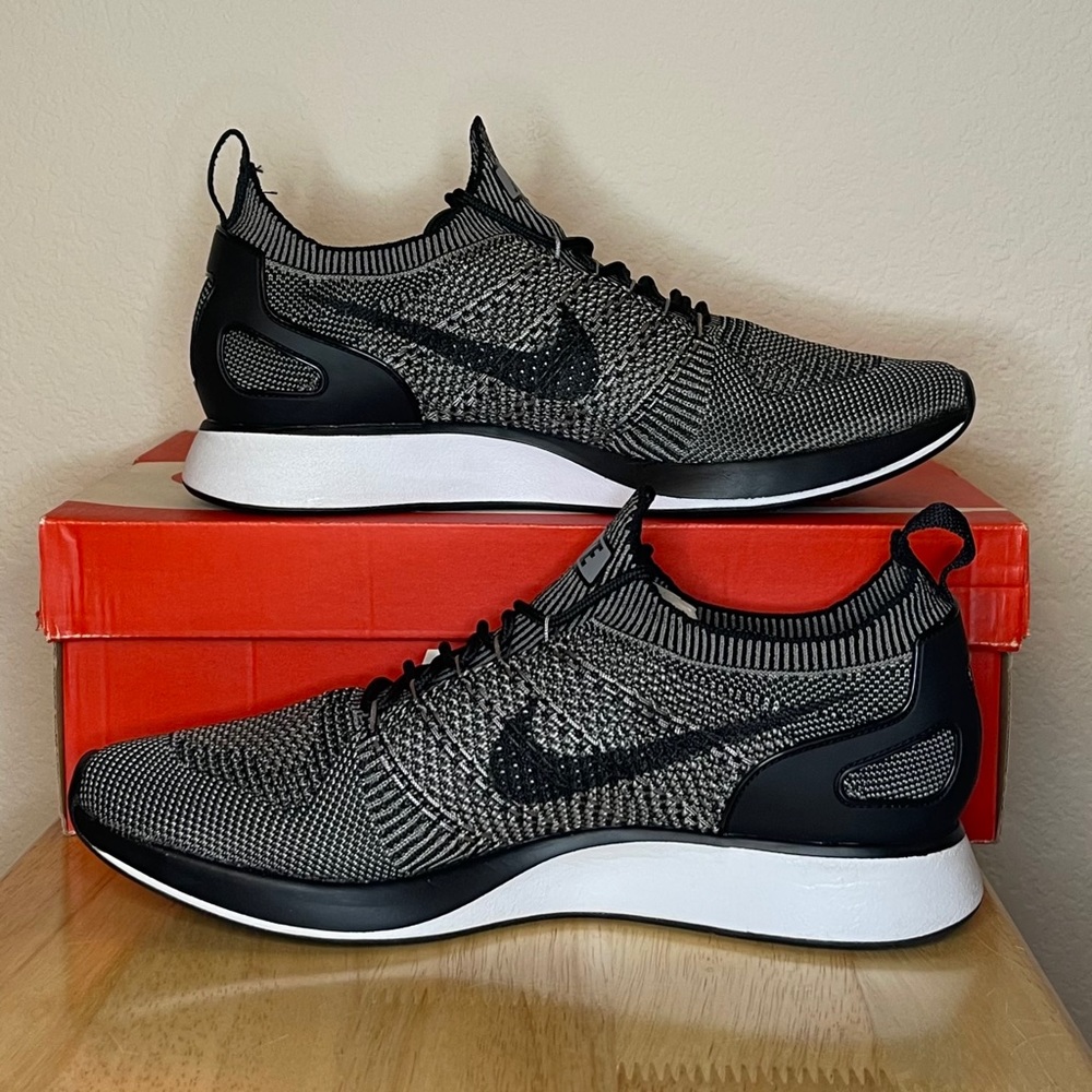 Nike Air Zoom Mariah Flyknit Racer 918264-008 - Picture 2 of 7